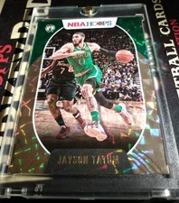 Marketplace image: 2020-21 Hoops Jayson Tatum Gold And Green Superfractor In Green And Gold Alt...