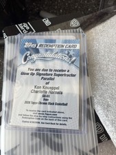 Marketplace image: 2025-26 Topps Chrome Black Kon Knueppel 1/1 Superfractor Auto Glow Up