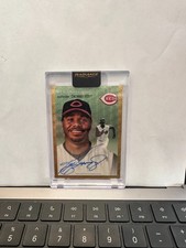 Marketplace image: 2020 Topps Transcendent Collection Ken Griffey Jr CinciAuto 1/1 SuperFractor HoF